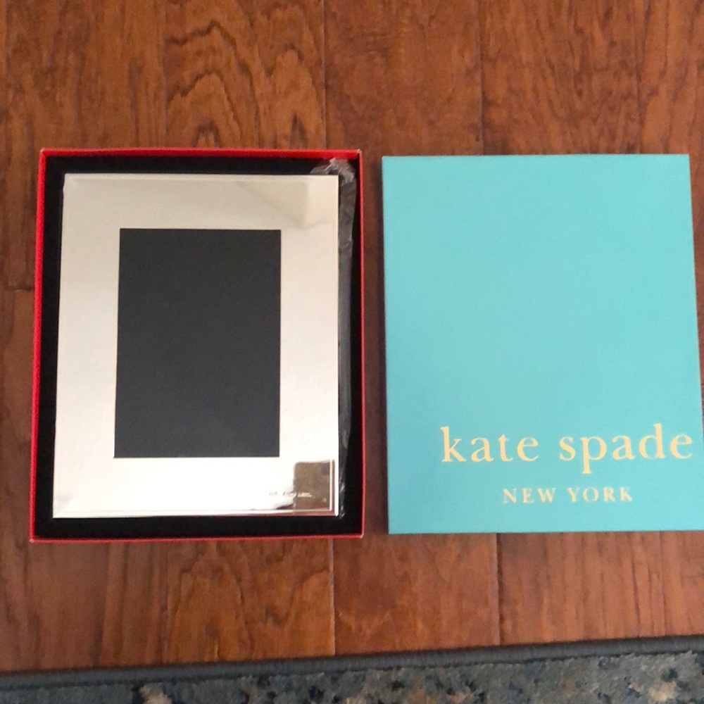 ♠️ Brand New Mr. & Mrs. Kate Spade Picture Frame